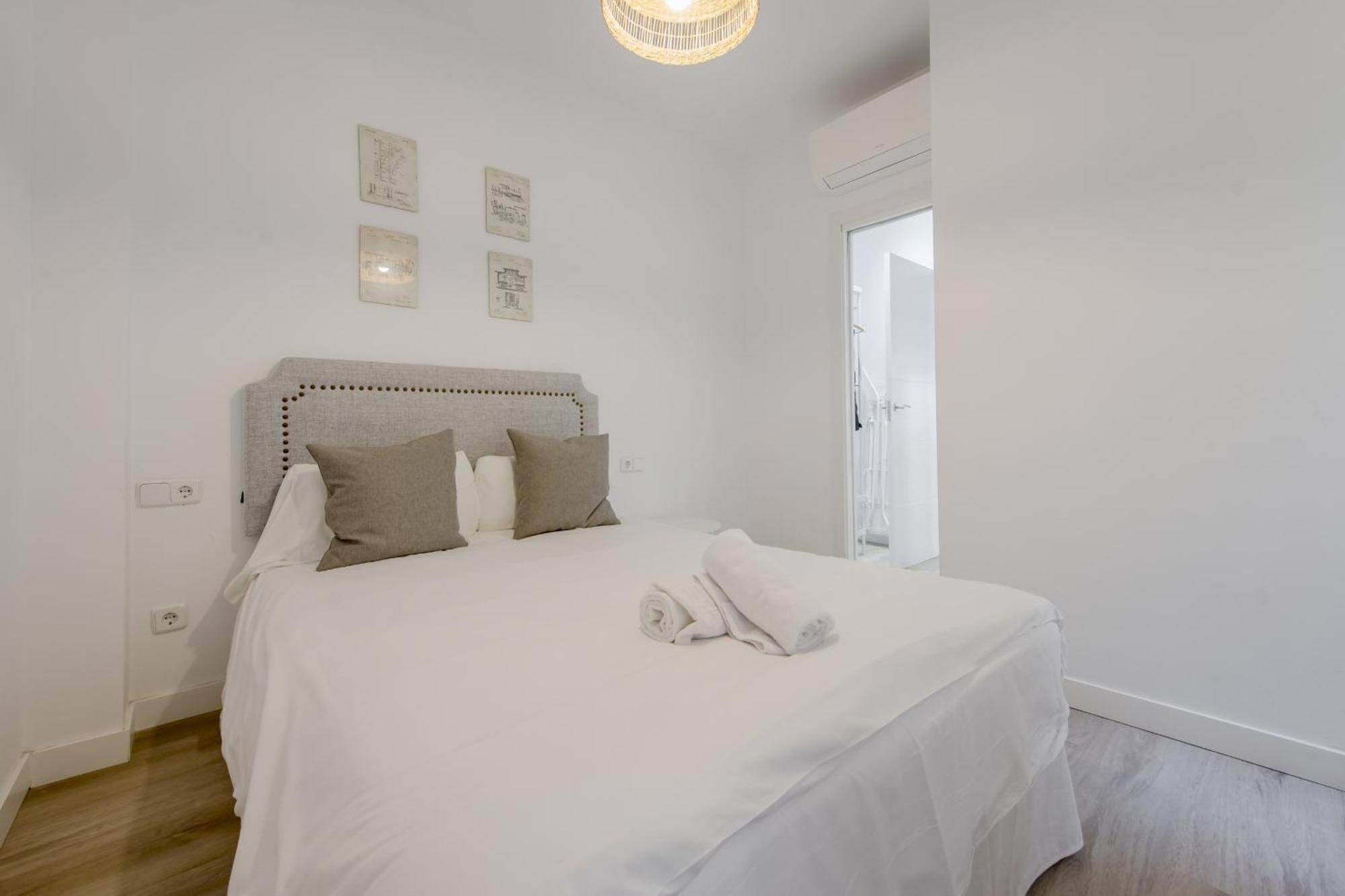 Elegante Apartamento En El Centro De Madrid-Rastro Apartment ภายนอก รูปภาพ