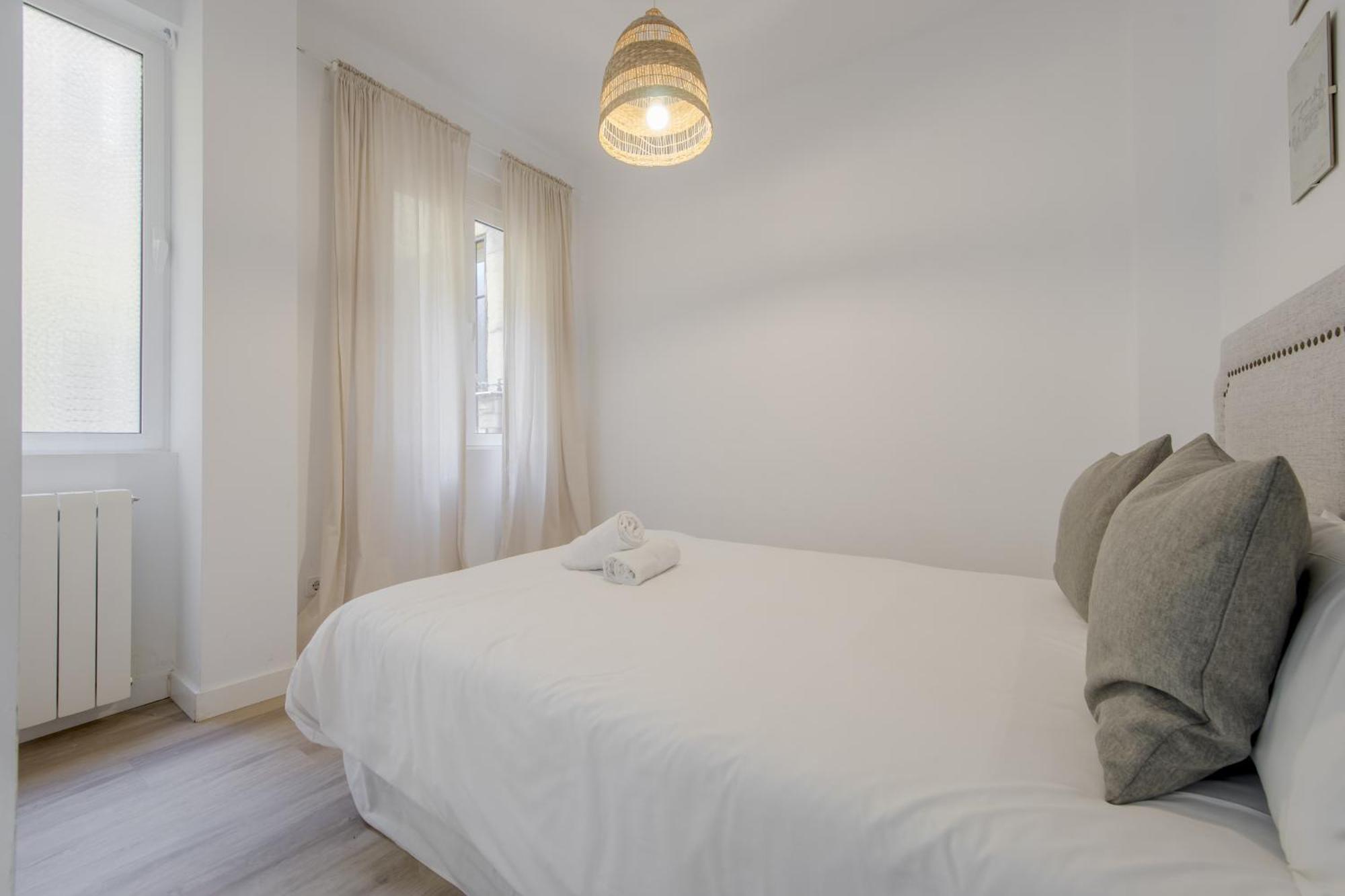 Elegante Apartamento En El Centro De Madrid-Rastro Apartment ภายนอก รูปภาพ